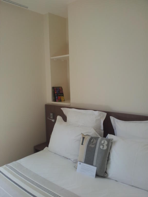 Hotel Le Benhuyc Binic Habitación foto